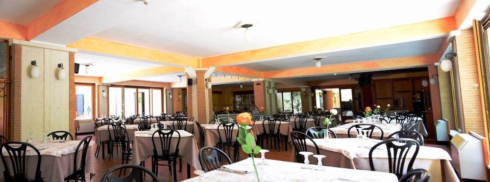 Lh Albergo Il Picchio Pescasseroli Exteriér fotografie